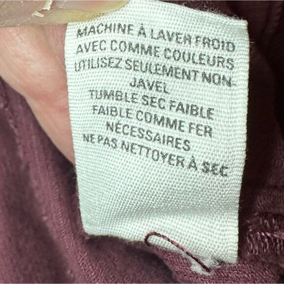 BDG Corduroy Burgundy Wine Maroon Mini Skirt Fall gold Snap Button Front Size 6 - Picture 7 of 12